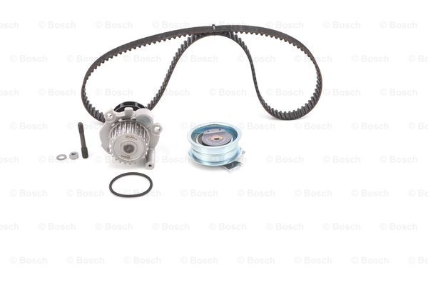 BOSCH Wasserpumpe + Zahnriemensatz 1 987 946 922