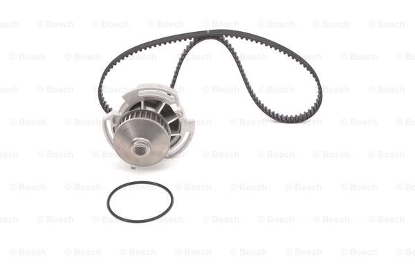 BOSCH Wasserpumpe + Zahnriemensatz 1 987 948 802